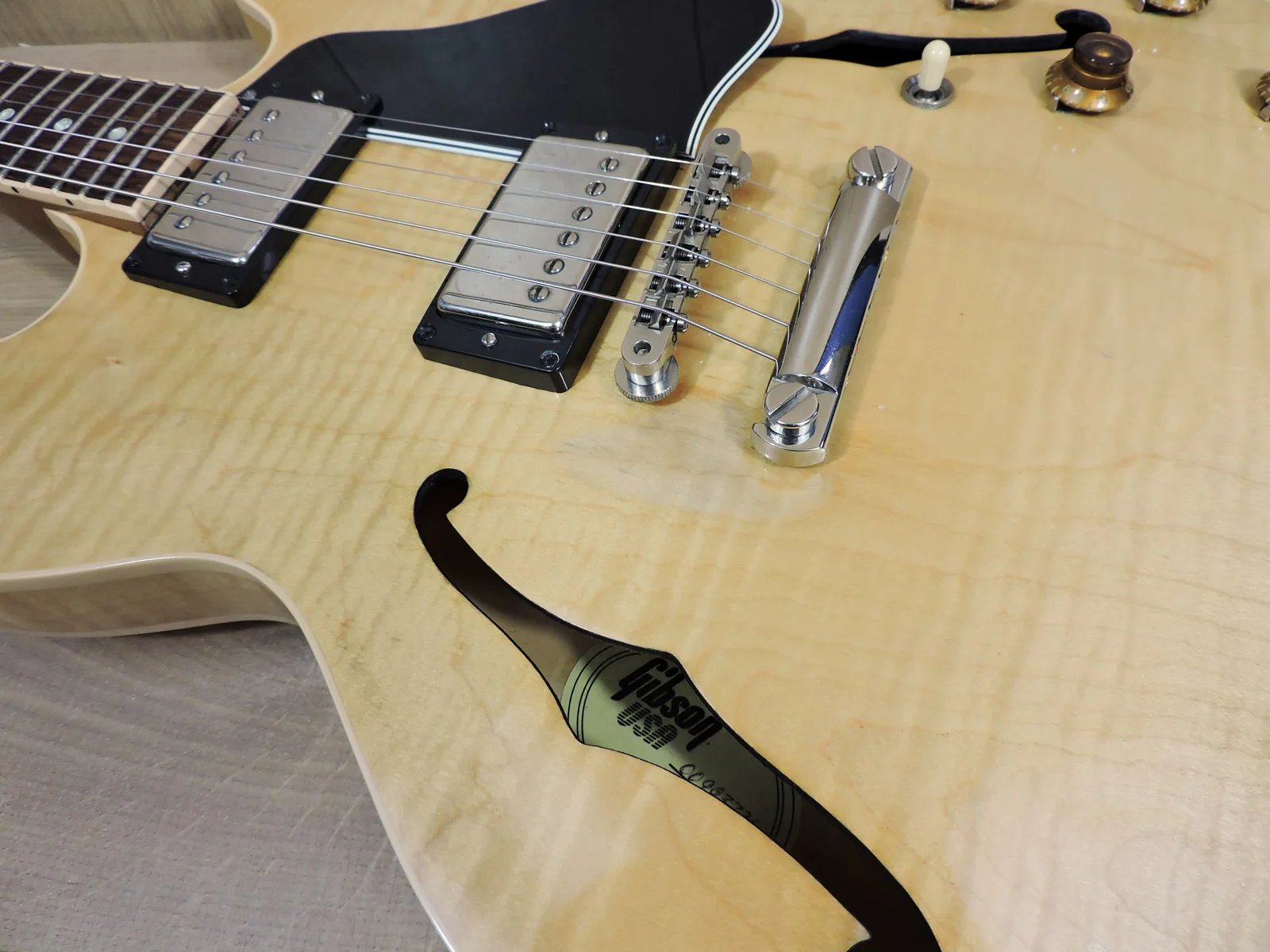 Gibson ES-335. 2003 Natural - Used - Image 7