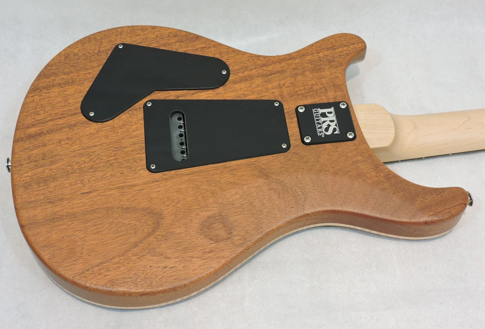 PRS CE24 Custom Colour Satin Natural Smokeburst, Ebony Fretboard, 57/08 Pickups - Image 4