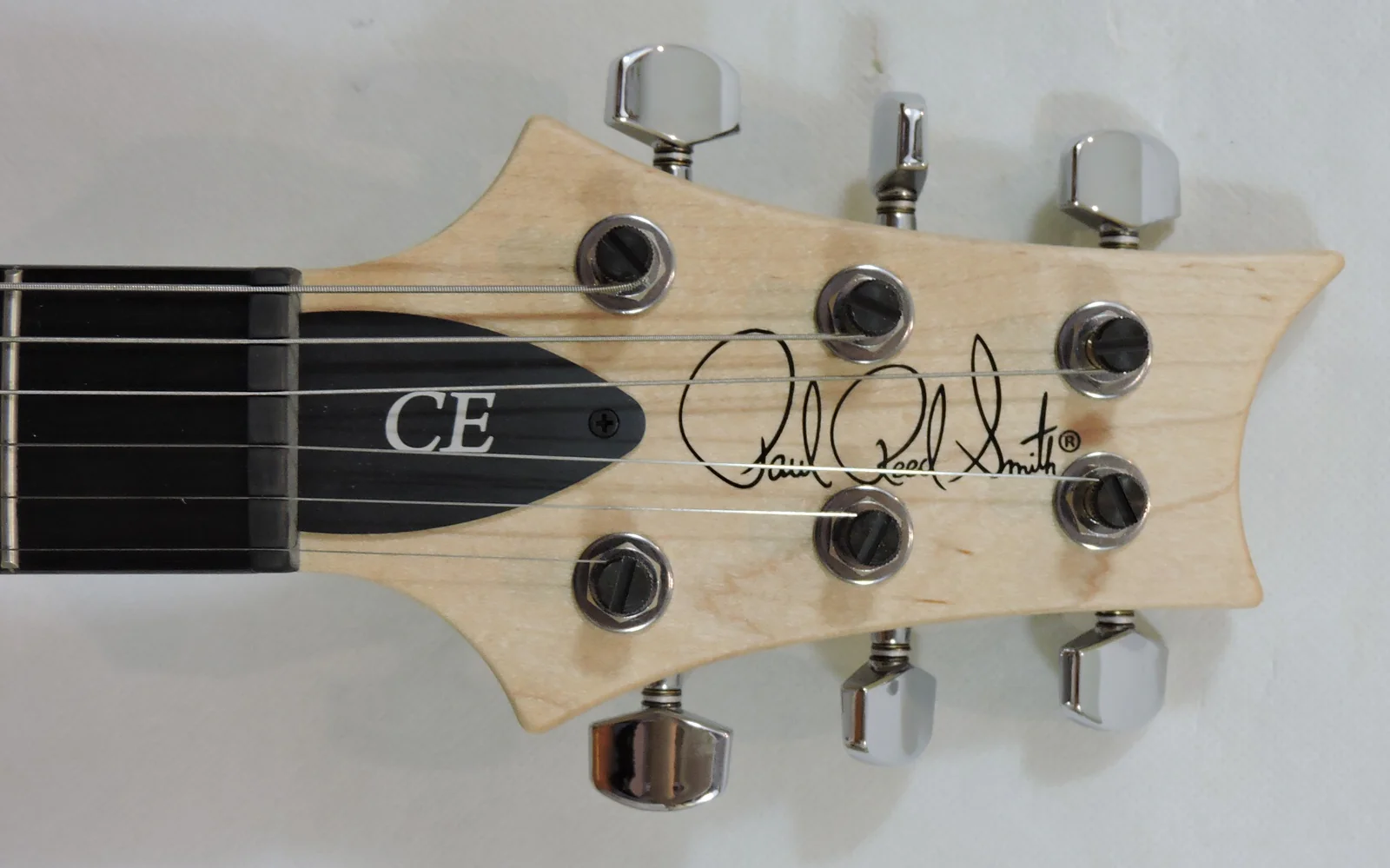 PRS CE24 Custom Colour Satin Natural Smokeburst, Ebony Fretboard, 57/08 Pickups - Image 7