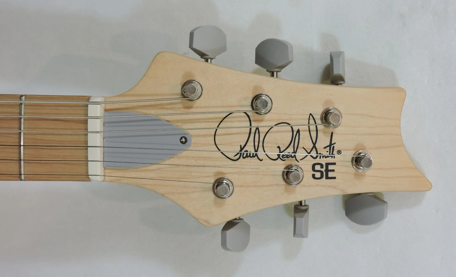 PRS SE Silver Sky Maple Nylon Blue - Image 7